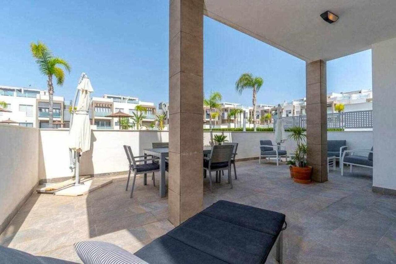 Espanhouse Caroline Bungalow ตอร์เรเวียคา ภายนอก รูปภาพ