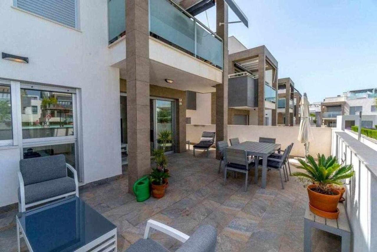 Espanhouse Caroline Bungalow ตอร์เรเวียคา ภายนอก รูปภาพ